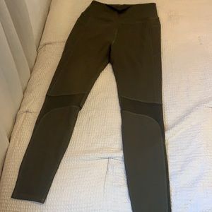 Green athletic leggings